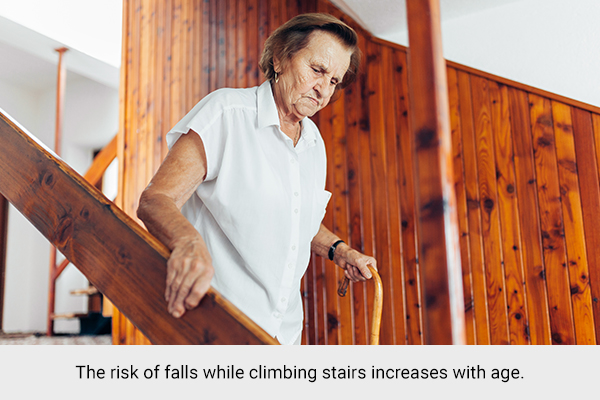 factors that can increase the risk of falling while climbing stairs in older adults